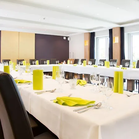 מלון Parkhotel